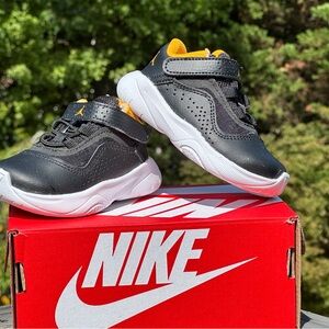 Nike Air Jordan 11 CMFT Crib Bootie Size 4C for Infant Toddler New Walker NEW